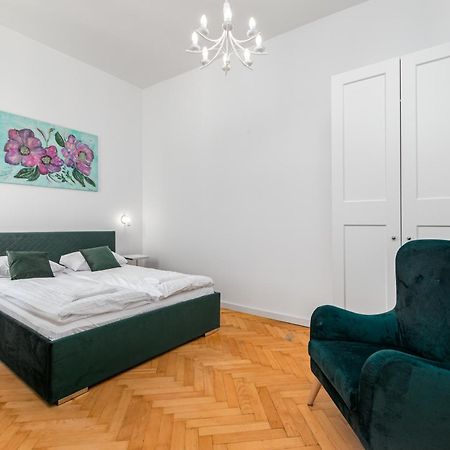 Nowy Swiat 28 By Homeprime Varsovia Exterior foto